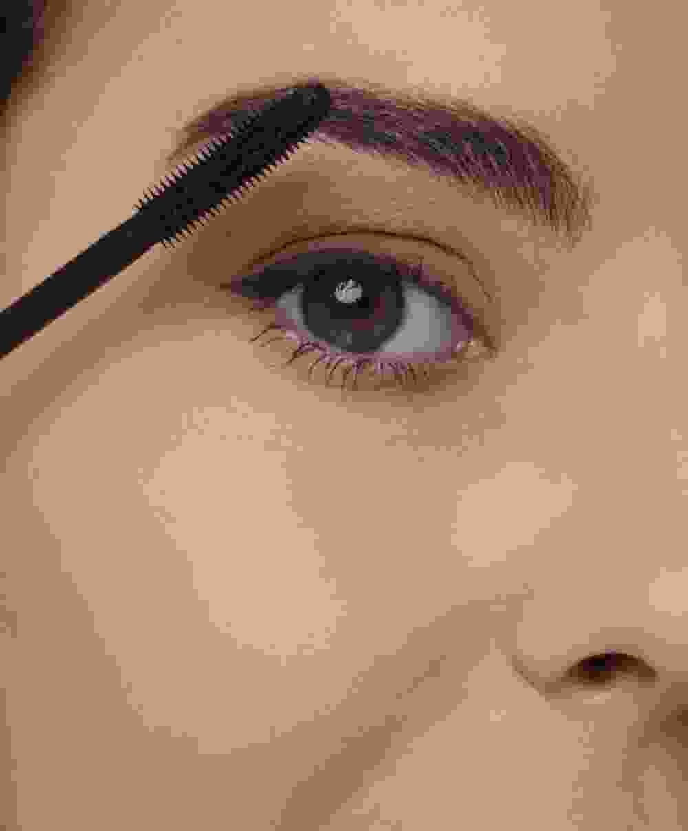 Waterproof Eyeliner - Image 4
